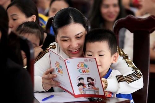 Chương trình 'Sinh Con, Sinh Cha' đến với ĐBSCL và Tây Nguyên