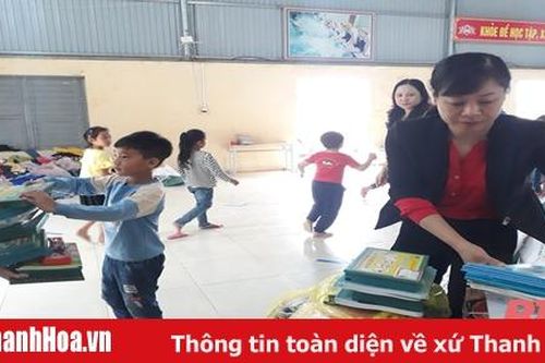 Vĩnh Lộc quyên góp, ủng hộ đồng bào Miền Trung