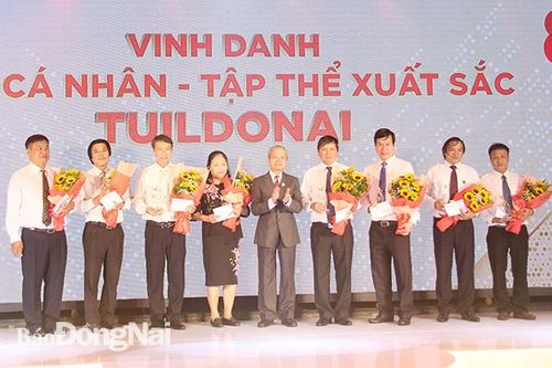 Công ty CP Gạch ngói Đồng Nai kỷ niệm 80 năm thành lập