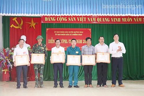 Xã Chiềng Khay (Quỳnh Nhai): Diễn tập ứng phó bão lũ và tìm kiếm cứu nạn