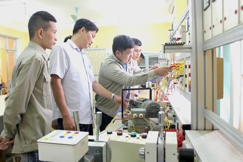 Đào tạo nghề gắn với nhu cầu thị trường