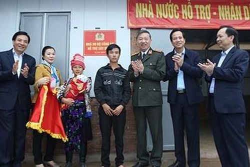 Mái ấm nghĩa tình nơi phên giậu Tổ quốc