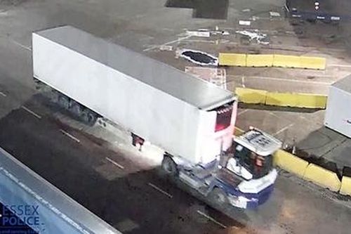 Thêm tình tiết đau lòng vụ 39 thi thể người Việt trong container tại Anh