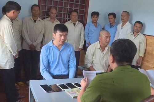 Phá đường dây cá độ bóng đá trên mạng hơn 4.000 tỷ đồng