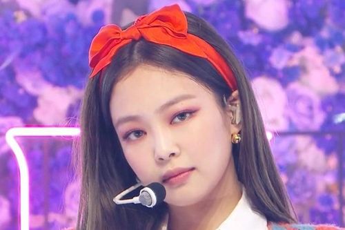 Cập nhật các xu hướng tóc mới nhất từ sàn diễn và Tiktok, đơn giản mà hay ho cực kỳ!