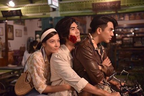 Vừa cười, vừa khóc với phim 'Top 1 doanh thu phòng vé Thái Lan' về tình bạn, tình yêu