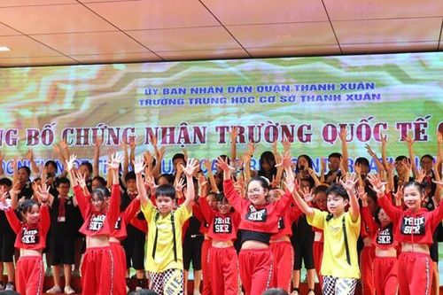 Hà Nội có trường công lập đầu tiên được chứng nhận thuộc hệ thống Quốc tế Cambridge