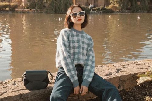 Cô gái Trung Quốc có cách mặc đồ trông cao hơn 1,55 m