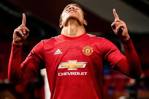 Greenwood ghi bàn sau cú sút đầu tiên ở Champions League