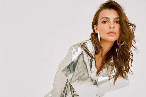 Siêu mẫu Emily Ratajkowski - 'hở' khi diễn, 'kín' khi yêu