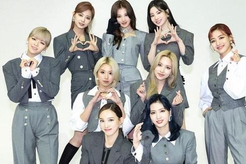 Bất ngờ trước thành viên Twice được đoán sẽ kết hôn đầu tiên