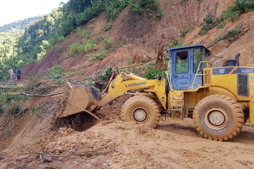 Bão số 9 làm 57 người chết và mất tích, 13 tàu cá bị chìm trên biển