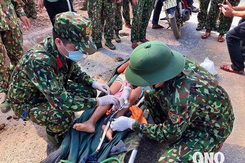 Cứu được 33 người trong vụ sạt lở ở Trà Leng