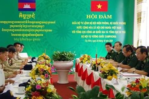 Việt Nam và Campuchia tăng cường phối hợp quản lý xuất nhập cảnh, phòng chống tội phạm