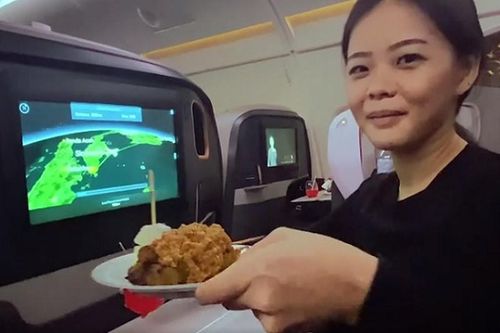 Máy bay thương mại lớn nhất thế giới 'biến' thành nhà hàng sau dịch COVID-19