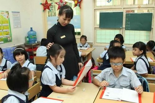Lương mới của nhà giáo không thấp hơn mức hiện hưởng