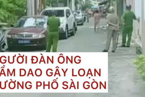 Khống chế người đàn ông dùng dao gây náo loạn đường phố