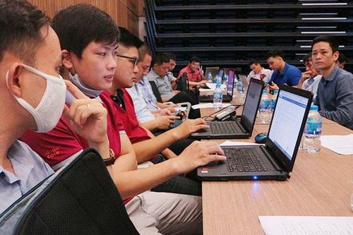 Bộ TT&TT hướng dẫn bổ nhiệm, xếp lương viên chức chuyên ngành CNTT