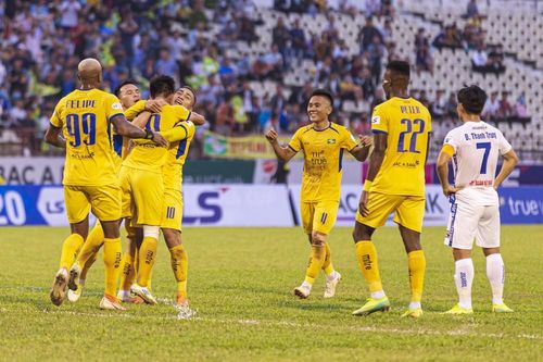 SLNA sẽ giữ chân cả 3 ngoại binh