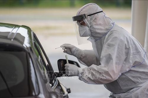 Dịch COVID-19: Thủ tướng Đức bảo vệ các biện pháp hạn chế mới