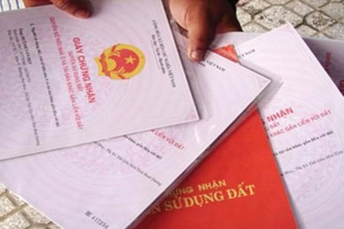 Chung cư bị chậm cấp sổ hồng, người dân phải làm gì?