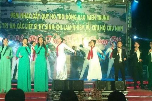 Nhóm thiện nguyện Ước Mơ Xanh tổ chức đêm nhạc gây quỹ hỗ trợ đồng bào miền Trung