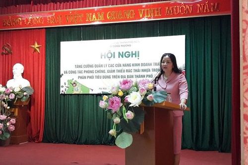 Hà Nội: Tăng cường quản lý các cửa hàng kinh doanh trái cây và giảm thiểu rác thải nhựa trong sản xuất phân phối