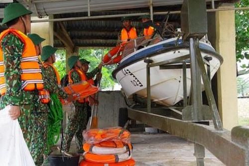 Tìm 26 ngư dân mất tích: Sẵn sàng huy động thêm tàu, máy bay