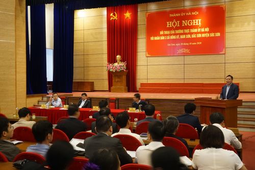 Thường trực Thành ủy Hà Nội đối thoại với người dân khu xử lý rác Nam Sơn