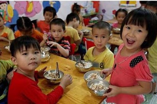 Nhiều quy định đối với công chức, viên chức có hiệu lực