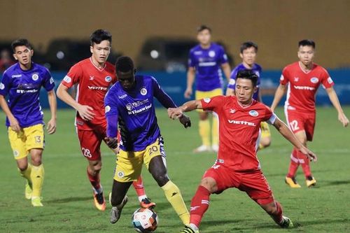 Viettel-Hà Nội 'cưa điểm', Sài Gòn hạ Quảng Ninh: Kịch tính cuộc đua ngôi vương