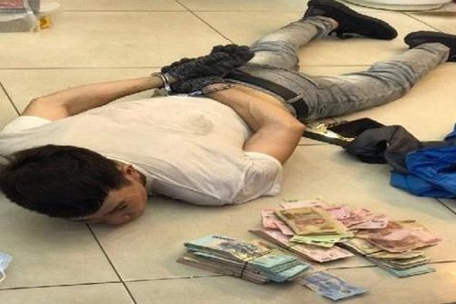 Bắt kẻ đột nhập cửa hàng FPT trộm 120 triệu đồng