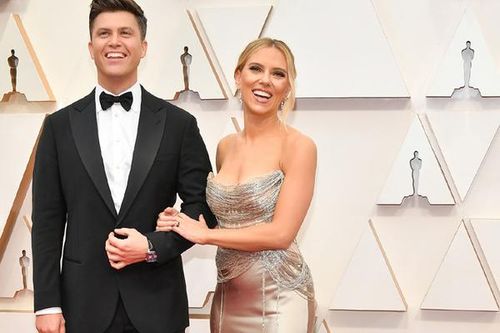 Scarlett Johansson âm thầm cưới chồng lần 3