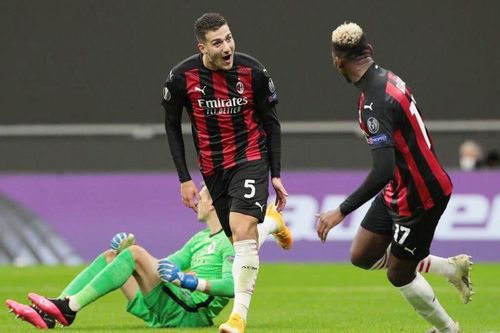 CĐV MU phát sốt khi Diogo Dalot bừng sáng ở Milan