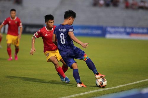 Bình Dương thoát thua trước Hà Tĩnh