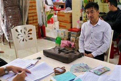 Truy tố cán bộ thuế nhận tiền 'bồi dưỡng' của cơ sở kinh doanh