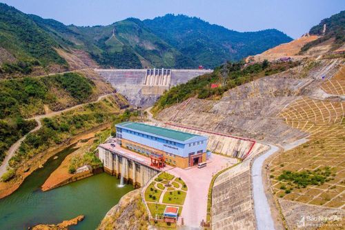 Nhà máy Thủy điện Bản Vẽ tập trung cắt giảm, phòng chống lũ cho hạ du