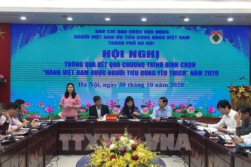 Hà Nội có 141 sản phẩm đạt danh hiệu 'Hàng Việt Nam được người tiêu dùng yêu thích'