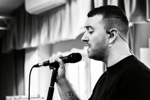 Sam Smith xác nhận có sân khấu mở màn quảng bá album Love Goes ngay trên Abbey Road Studio