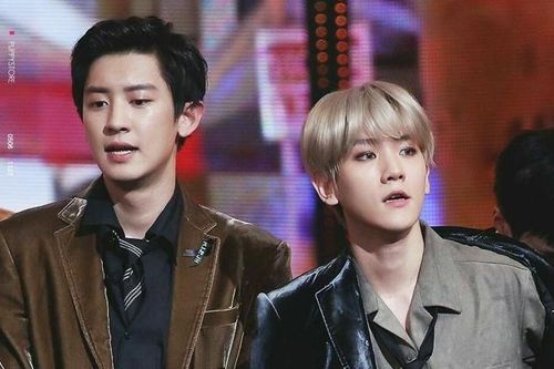 Baekhyun gây chú ý với pha 'phản dame' hài hước về netizen tự nhận người quen đăng bài bôi nhọ Chanyeol