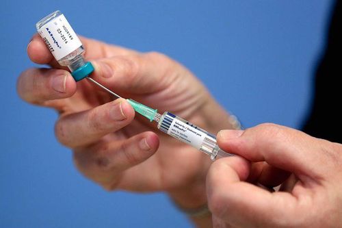 Tác dụng phụ của việc tiêm vaccine phòng sởi là gì? Có ảnh hưởng như thế nào với sức khỏe?