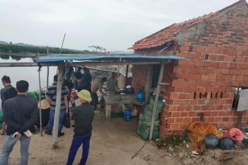 Bàng hoàng phát hiện người đàn ông chết ở chòi nuôi thủy sản, bên cạnh có khẩu súng hoa cải