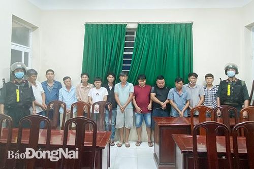 Triệt phá sòng bạc, thu hơn 100 triệu đồng