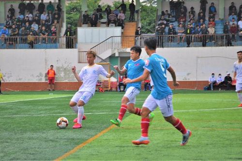 Lâm Đồng hòa chủ nhà PVF 0-0