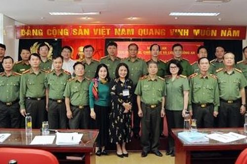 Bách khoa thư CAND - nâng cao trình độ, làm giàu tri thức cho CBCS
