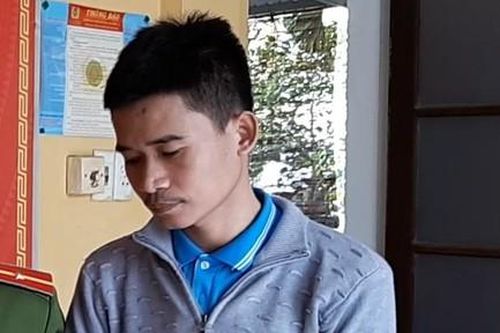 Mật phục bắt đối tượng chuyên móc cốp xe trộm tài sản