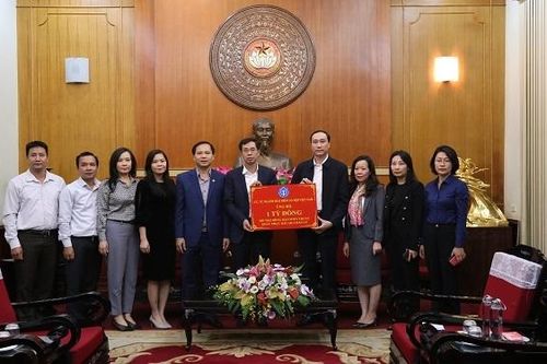 Tạo điều kiện thuận lợi nhất cho người dân vùng bão lũ khám chữa bệnh BHYT