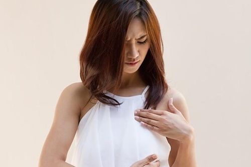 'Vòng 1' và nhu cầu làm đẹp của nữ giới