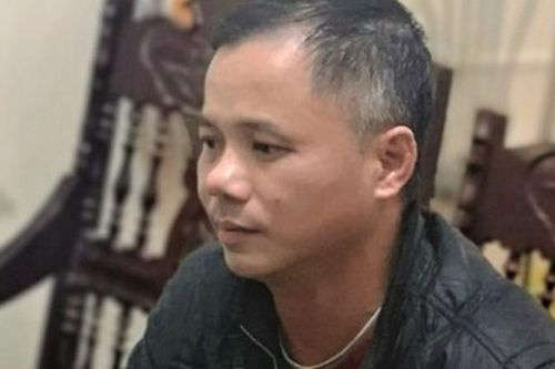 Bắt kẻ chém thủng thuyền đoàn cứu hộ