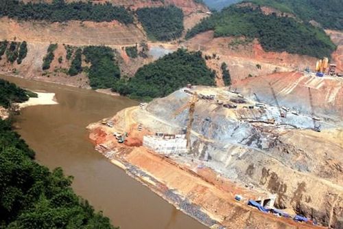 Đâu là thủ phạm gây lũ?